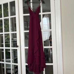 LULU’s - BURGUNDY LACE-UP HIGH-LOW MAXI DRESS - SMALL